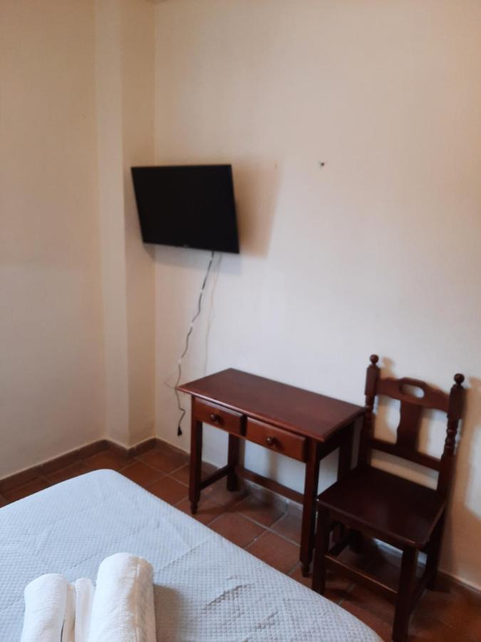 Apartamentos Refugio Del Viajero Parauta Exterior photo