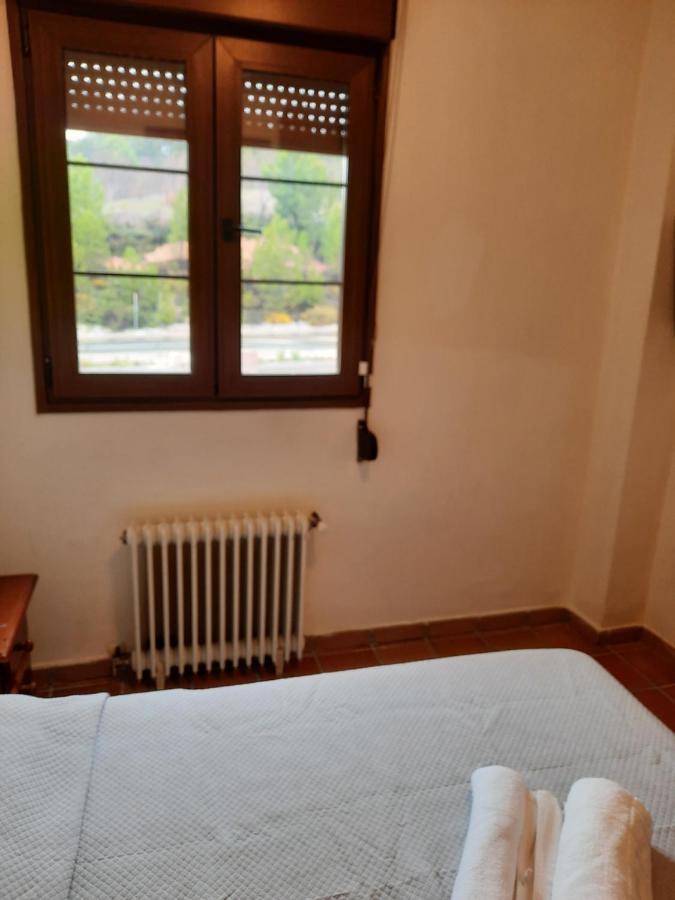 Apartamentos Refugio Del Viajero Parauta Exterior photo