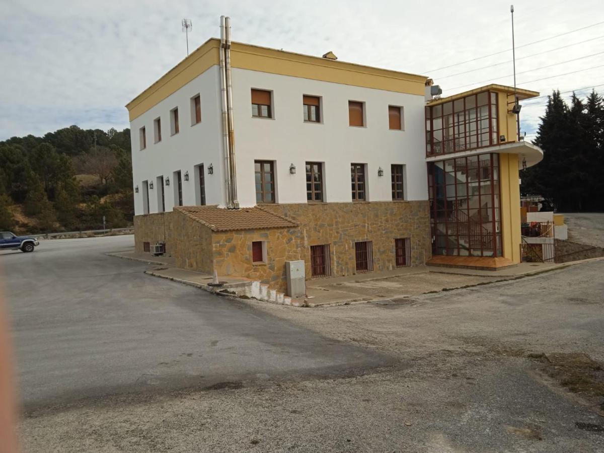 Apartamentos Refugio Del Viajero Parauta Exterior photo