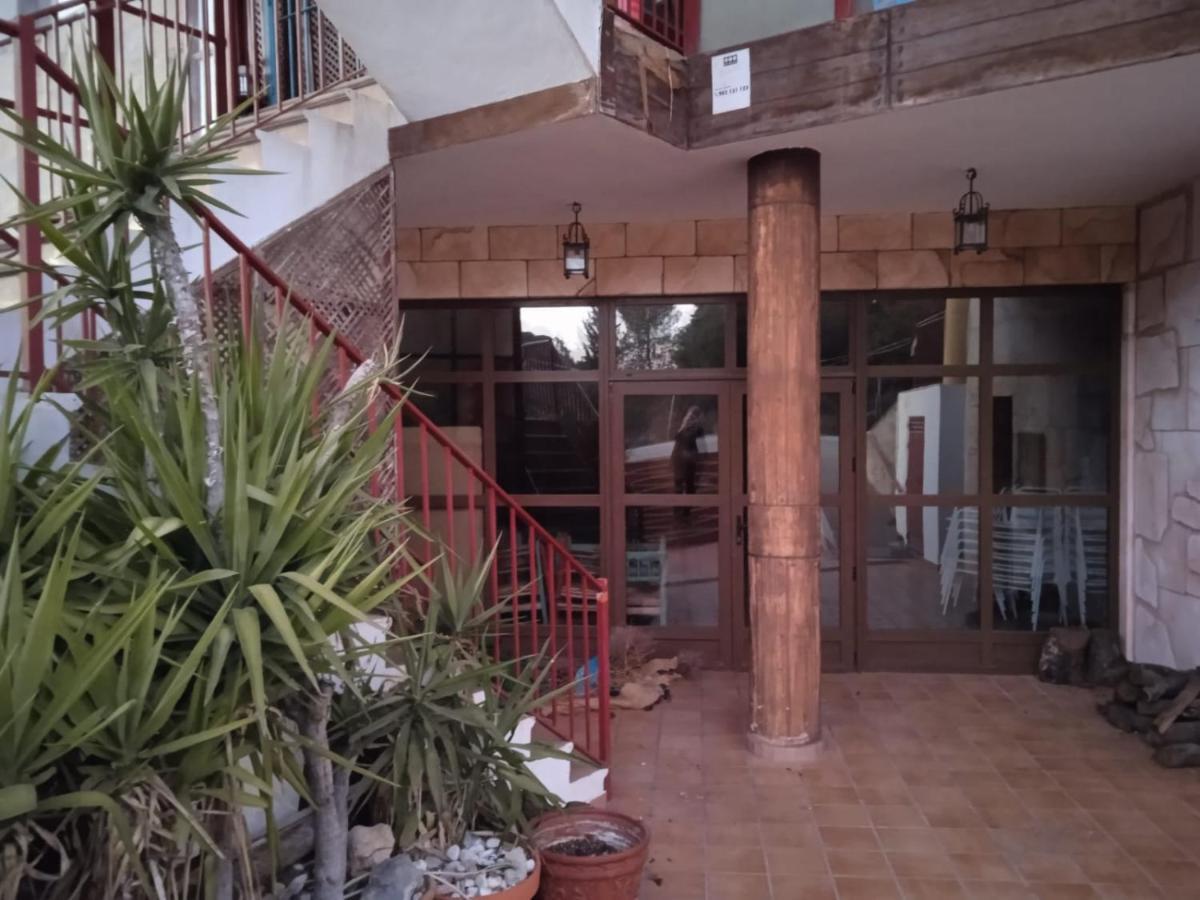 Apartamentos Refugio Del Viajero Parauta Exterior photo